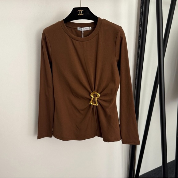 Brown Long-Sleeve Twist-Front Top with Gold Keyhole Accent - Picture 3 of 6